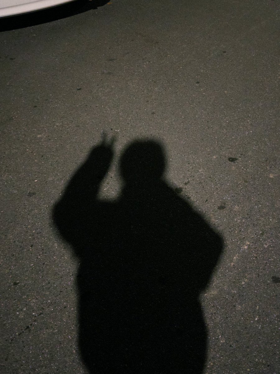 br1an2525's tweet photo. 新年新希望

希望大家都能幸福，珍惜身邊的人並且被愛環繞。

做自己想成為的自己，越來越好。

過上自己想要的生活。 https://t.co/xzQXOHfQqC