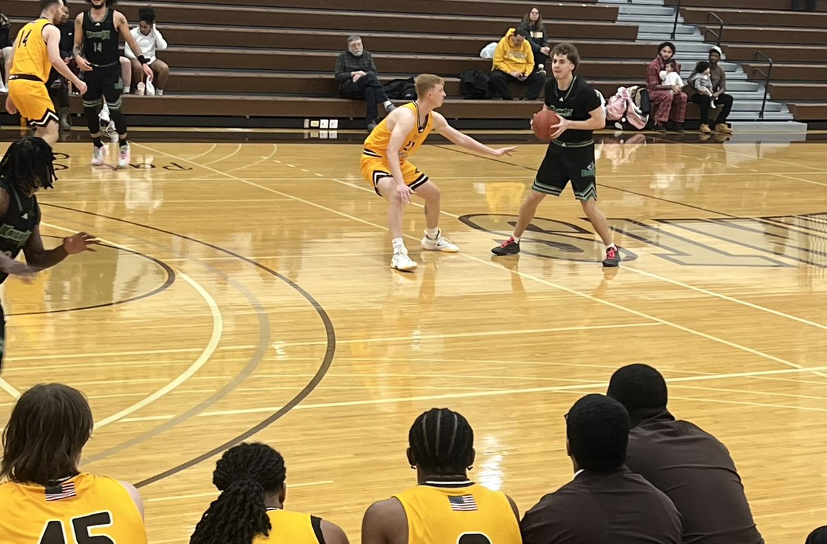 LAMensBBall's tweet photo. Great to see Our Guy Connor Casper ‘22- St. Francis, play today against Vermont St. Excellent all around game- making Winning Plays- for a Winning Team!! Defending/Rebounding/Scoring- I’m a Very Proud Coach!! Big Things Ahead!!! https://t.co/h6kUAcsu0H
