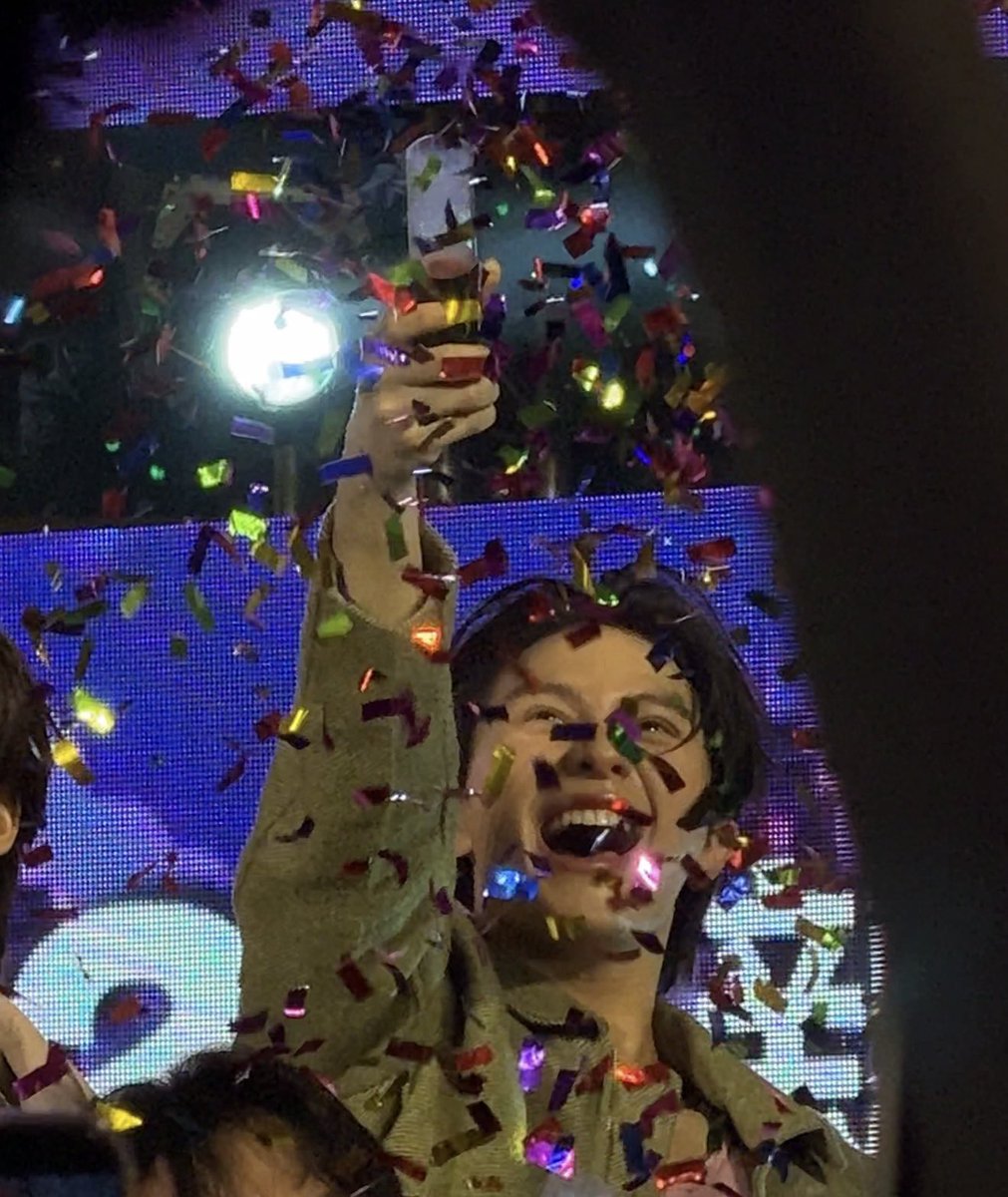 little t ⋆ ✶ tweet media