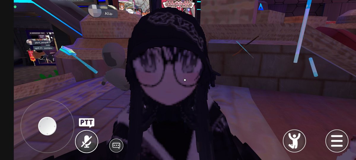 flyingchikkin tweet media