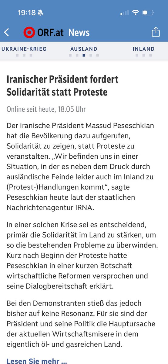 FranzSchellhorn's tweet photo. Lieber @orf_at, im Iran gehen hunderttausende Menschen auf die Straße, um gegen das Terror-Regime zu demonstrieren. Und DAS ist Eure Schlagzeile??? Seid Ihr schon am Feiern? Man fragt sich. https://t.co/aSxVk6l3k8