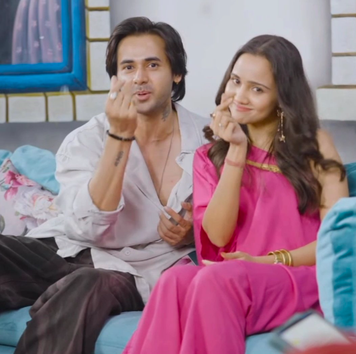 ashdeepkerang's tweet photo. 2025 gave so many beautiful memories😭🧿💗
Hoping for 2026 to be good too🤞🍀🧿
#AshiSingh #RandeepRai
#AshDeep https://t.co/S6EkuLEJnM