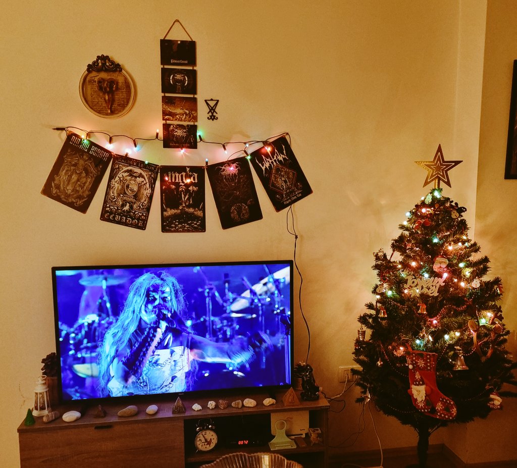 #YeniYıl 
<a href="/techDeathMet/">TPDM</a>