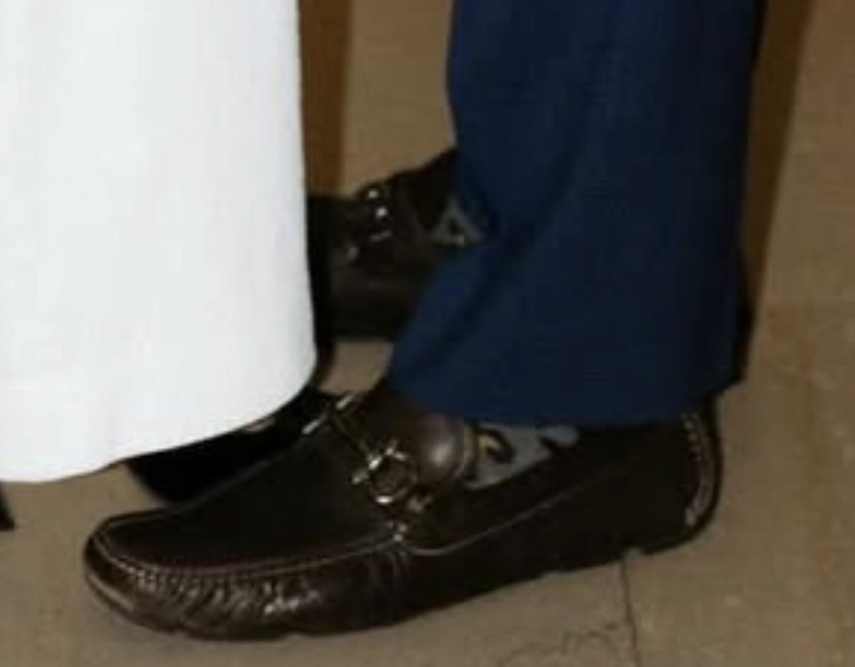 rfkenmore's tweet photo. PSA for the love of God — 

Do not wear drivers with a suit
And absolutely not to your WEDDING

I don’t care if they are FerRaGamO BRo https://t.co/FH96mcUlb4