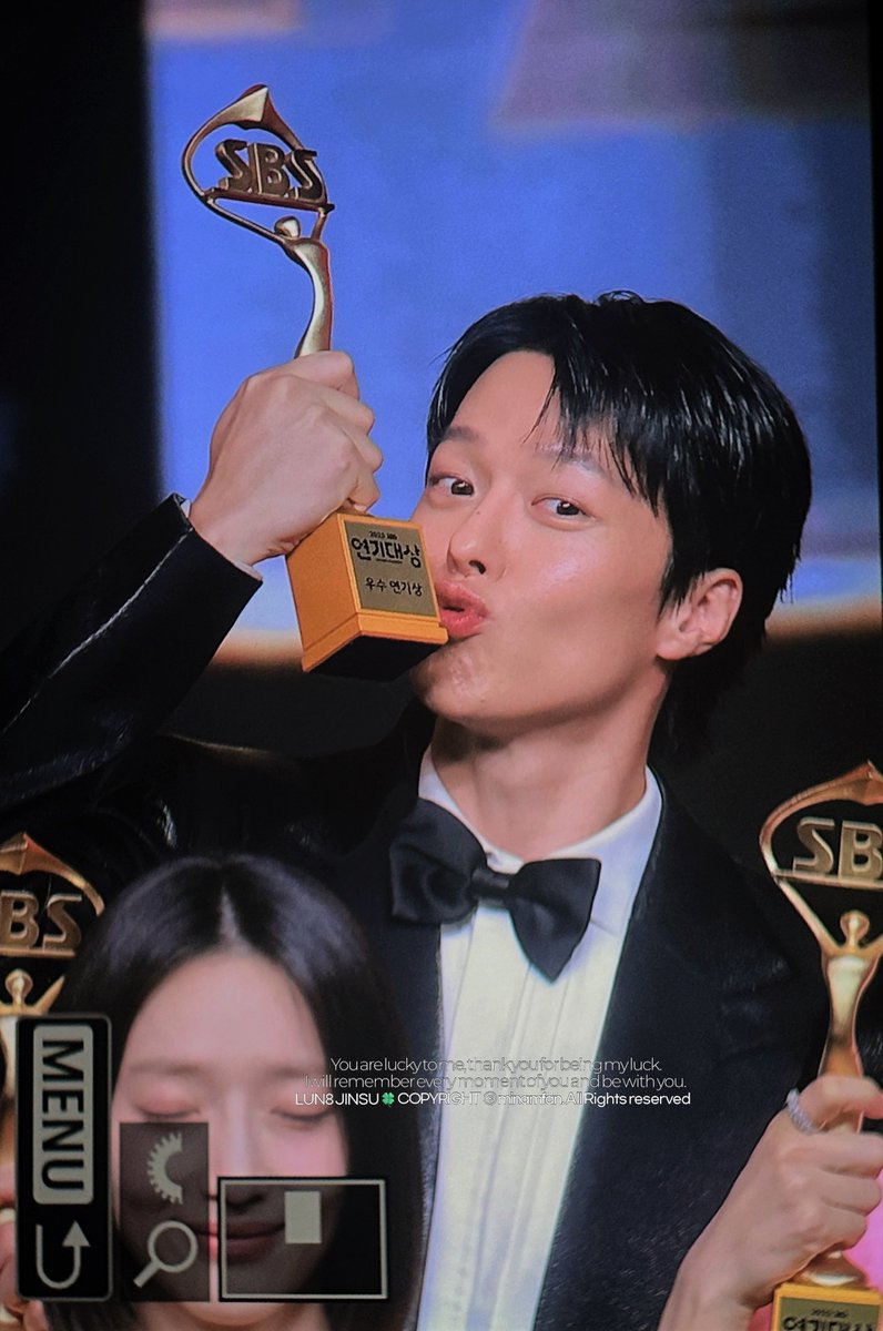 minamfan's tweet photo. 251231 SBS 연기대상 #장기용 #JangKiyong https://t.co/IGiwlDt6iq