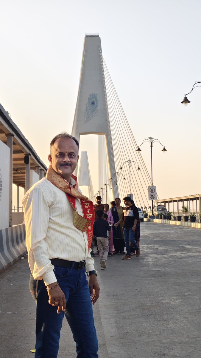 નવા વર્ષની શુભકામનાઓ! 🎉🌟

મારા પ્રિય ટ્વિટર મિત્રો, નવા વર્ષમાં 

અભ્યાસમાં સફળતા,નોકરીની નવી તકો, ધંધો-વ્યવસાયમાં તરક્કી, નવા કોન્ટ્રાક્ટ મળે, વિઝા મળે તેમજ સગાઈ/લગ્નના બાકી રહેલા સપના સાકર થાય.
ઉપરાંત તમારી દરેક ઇચ્છા પૂર્ણ થાય એવી શુભકામનાઓ.

#NewYear2026 #HappyNewYear2026