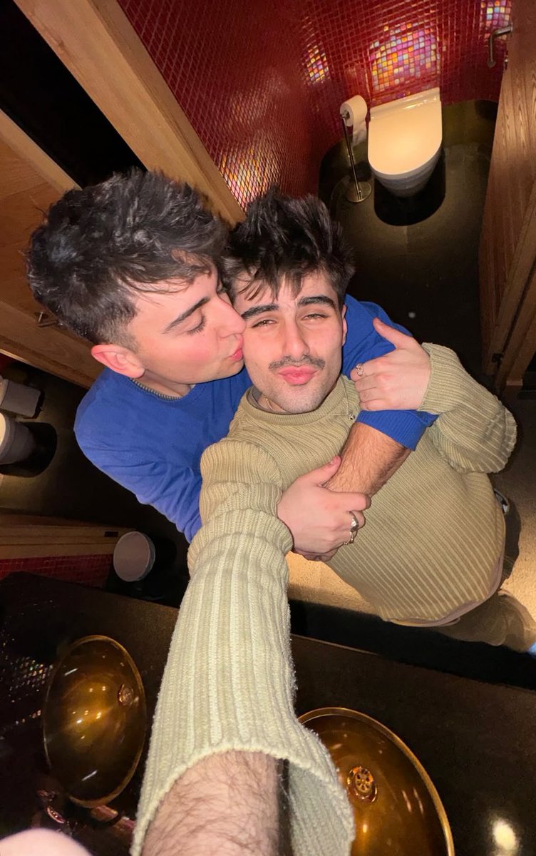 PERO COMO NO HABIA SUBIDO ESTO NUNCA