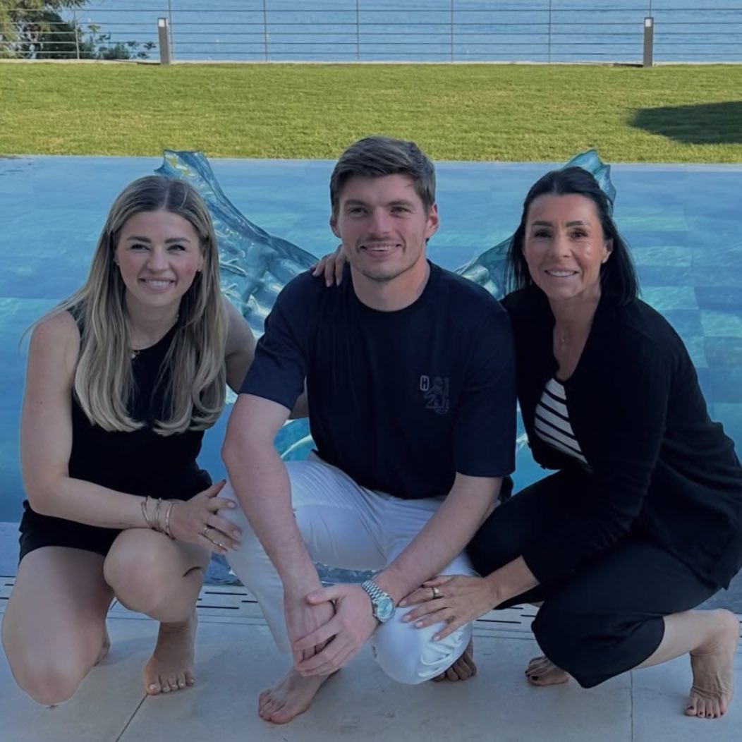 max, his sister and his mom 🥹❤️

[📸 victoriaverstappen]