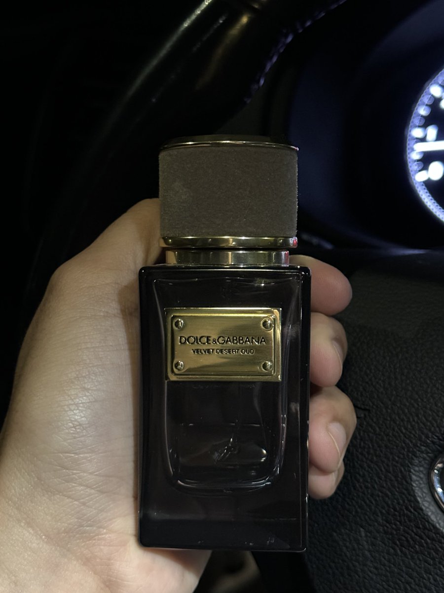ndeb40's tweet photo. من الاشياء الذي ما يكتمل الشتاء بدونه هالعطر الغبنه قرب يخلص اخخخخخخخخخ 🥹 https://t.co/hQoU5IryFy