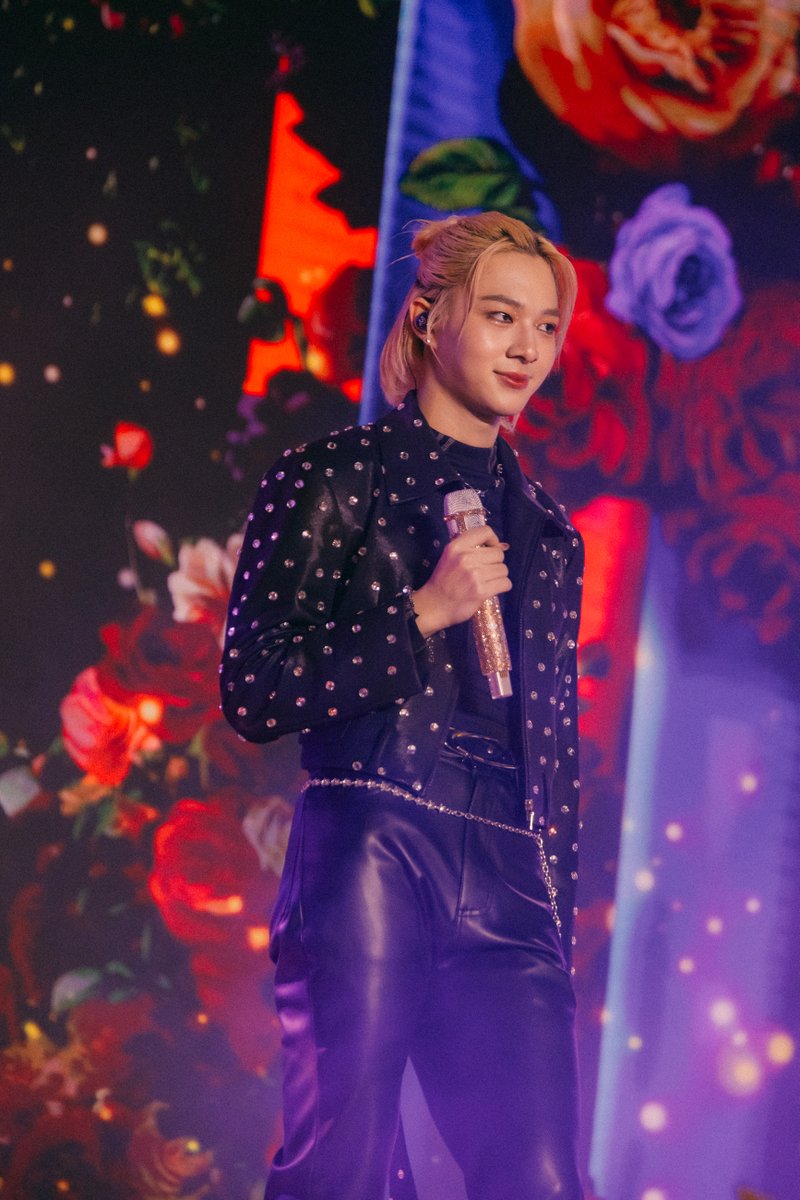 centralwOrld's tweet image. น่ารักทุกมุมมีอยู่จริง 🥺❤️

CTW COUNTDOWN WITH ZEE NUNEW #CTWCountdown2026XZNN #Zeepruk #NuNew #centralwOrldCountdown2026 #centralwOrld #CentralPattana