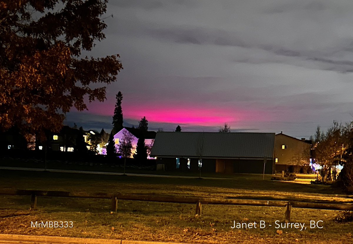 MrMBB333's tweet image. A sharp band of magenta light appeared beneath the cloud deck. It stayed separated and unmistakable.
Did anyone else see this?

#MrMBB333 #sky