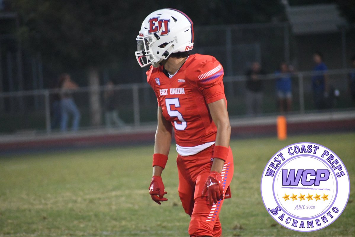 WCPSacramento's tweet image. Introducing the All-Sacramento 🏈 Second Team selections!

Story: westcoastpreps.com/all-sacramento…
