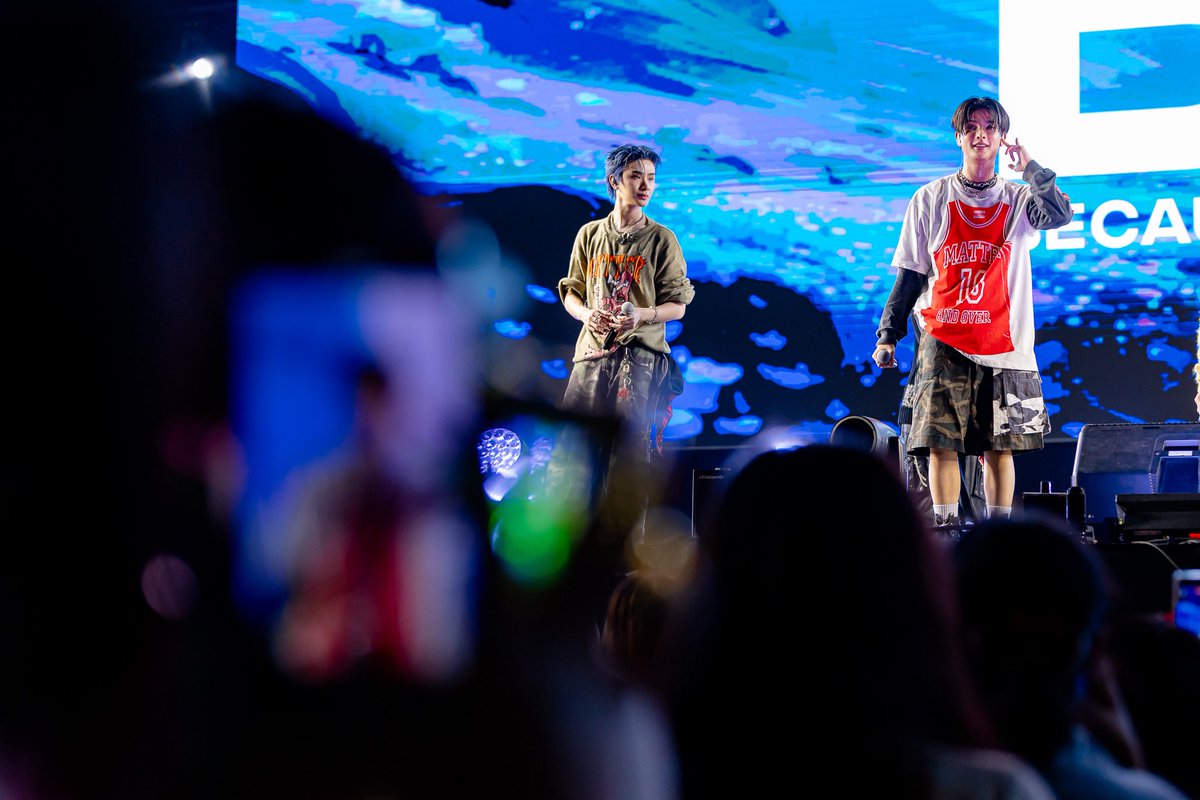 futurepark's tweet image. #ฟิวเจอร์ทำถึง
🎆 The Happiness Countdown 2026 🎆
เวทีลุกเป็นไฟกับ BUS! ⚡️ 
รวมตัวตึงที่มาสาดความมันส์ให้คืนข้ามปี

#FutureParkandZpell #FutureParkCountdown #HappyNewYear2026 
#TheHappinessCountdown2026 #FutureParkXBUS 
 #SONRAY #SONRAYMUSIC