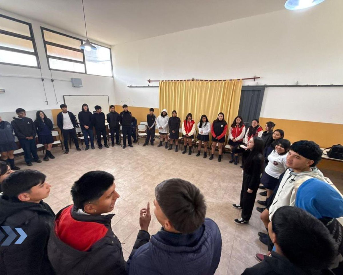 🎙️ Más de 500 estudiantes participaron del Programa Nacional de Medios Escolares en Salta

🏫 Las propuestas consolidaron a la radio escolar como un dispositivo pedagógico clave para la formación integral de los estudiantes. 
<a href="/MEducacionSalta/">Ministerio de Educación de Salta</a> <a href="/CristinaFioreV/">CristinaFioreV</a> <a href="/AleWilliamsB/">Ale Williams Becker</a>