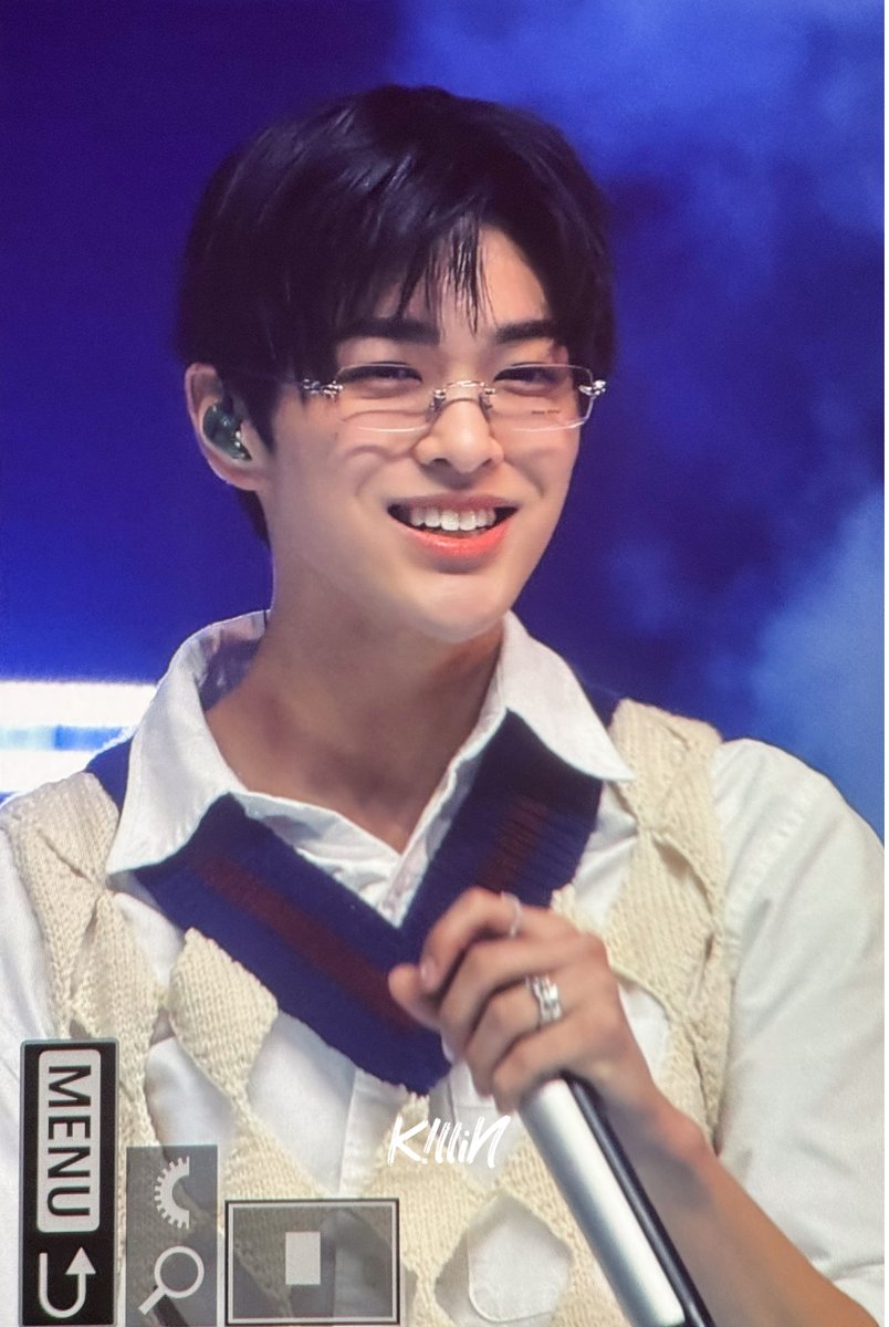 AKillinHit's tweet image. 251231 예쁘다ㅠㅠㅠㅠㅠㅠㅠ👓

#KEONHO #건호 #CORTIS #코르티스