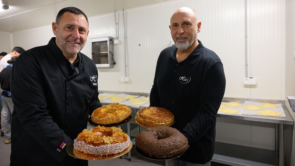 laprovence's tweet image. Dans les coulisses de Hat's : la boulangerie artisanale des Bouches-du-Rhône dans le rush de la galette des rois
👉 l.laprovence.com/saCE