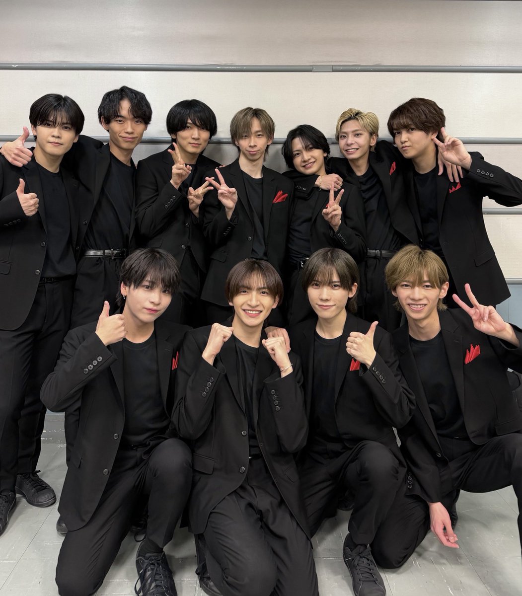 『 CDTVライブ！ライブ！
年越しカウントダウンFes. 2025→2026 』🎍🐴⚡️

A.B.C-Zさんのパフォーマンス楽曲
「 NO MORE YOU 」のバックとして 
#ジュニア が出演させていただきました🌟🎥🎬✨

ありがとうございました🪩🕺🏻🎶

#CDTVライブライブ 
#ABCZ 
#SpeciaL 
#林蓮音 #松尾龍 #和田優希