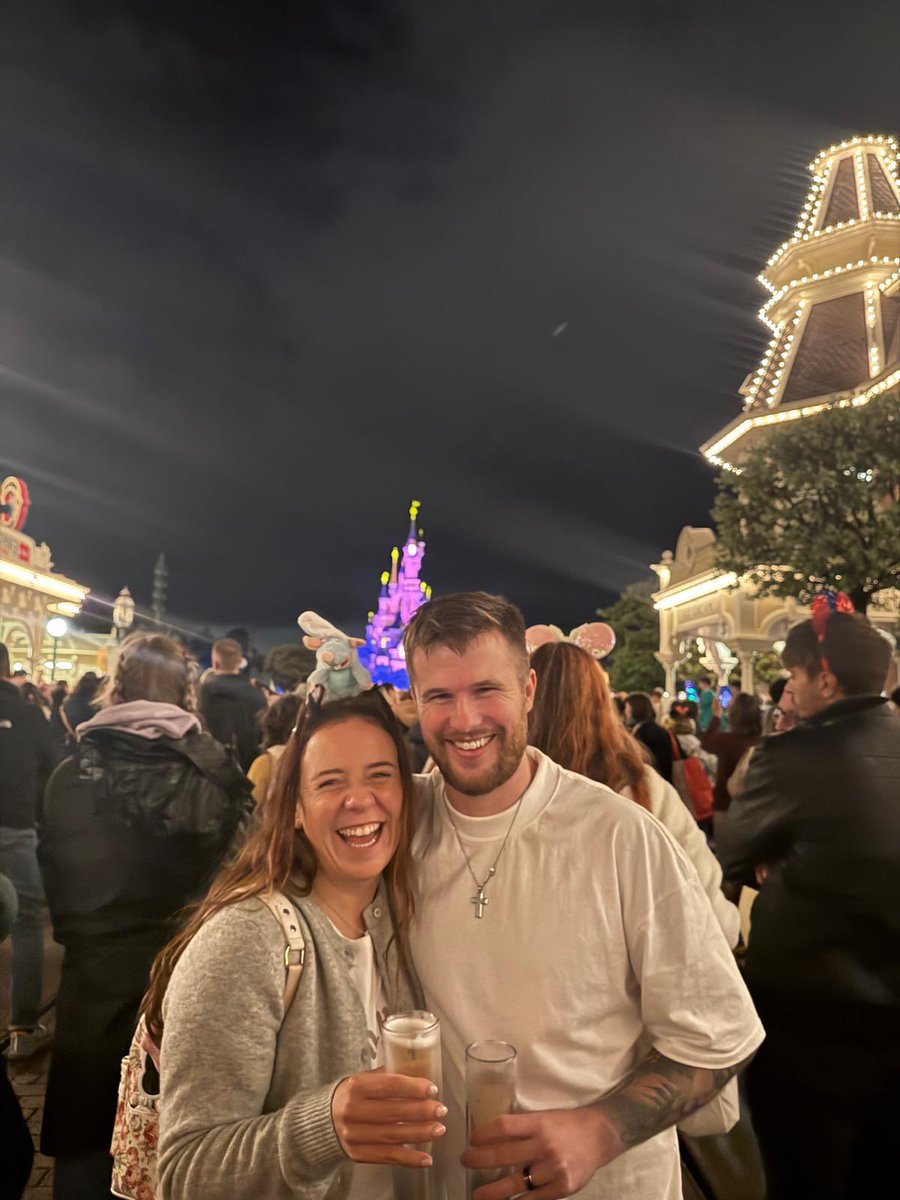 D3FT__'s tweet photo. 10 years ago today since me and the wife first met, What a journey it’s been 🥰

2025 has been a tough one with both the little man and the wife being in and out of hospital. However we’ve still created plenty of good memories. 

All the best to everyone in 2026! https://t.co/CRJ1AKvH0Y