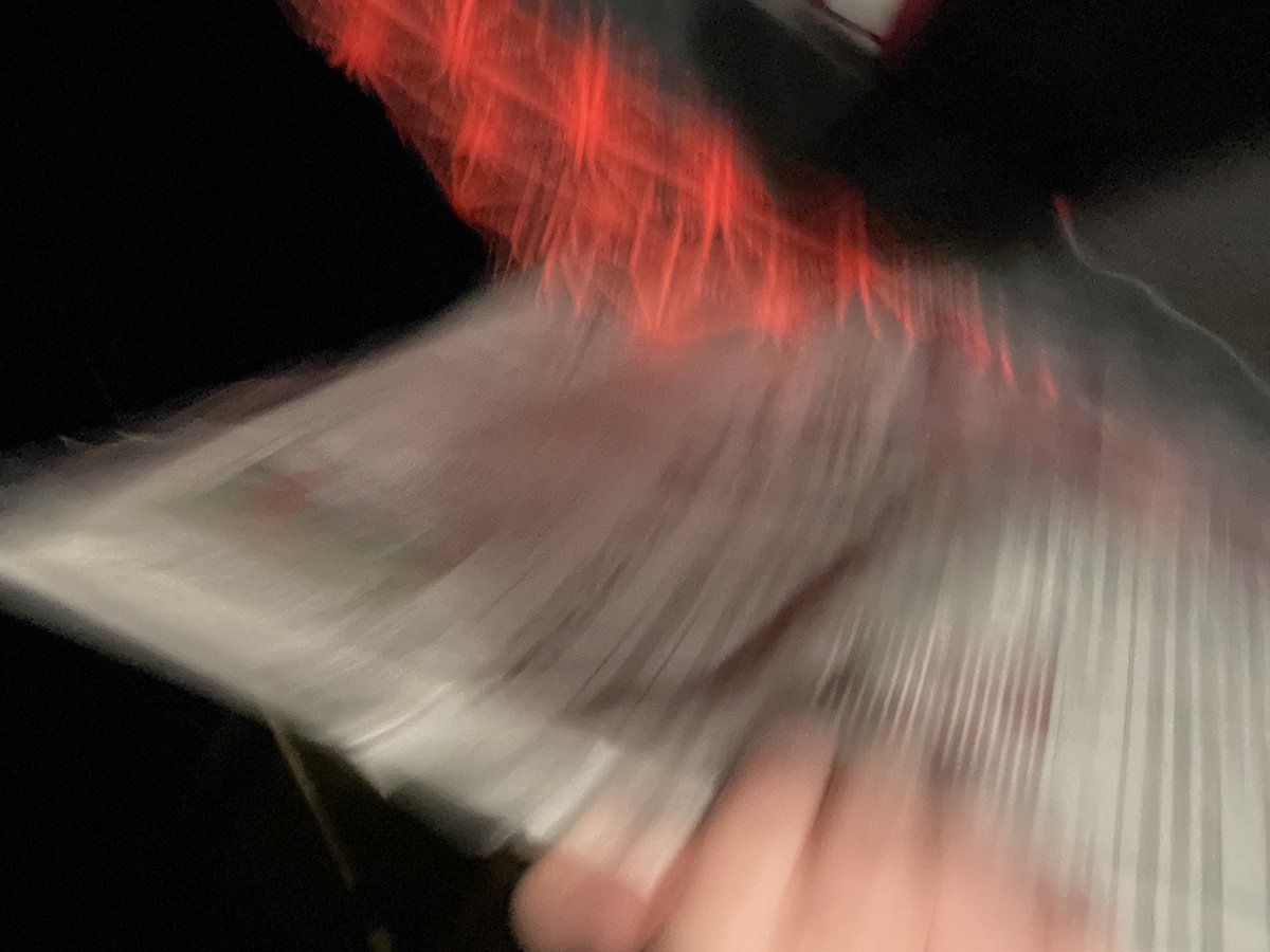 tayuxic's tweet photo. 新年1発目の新聞配達盛大にズッコケた https://t.co/gWcncq4k3H