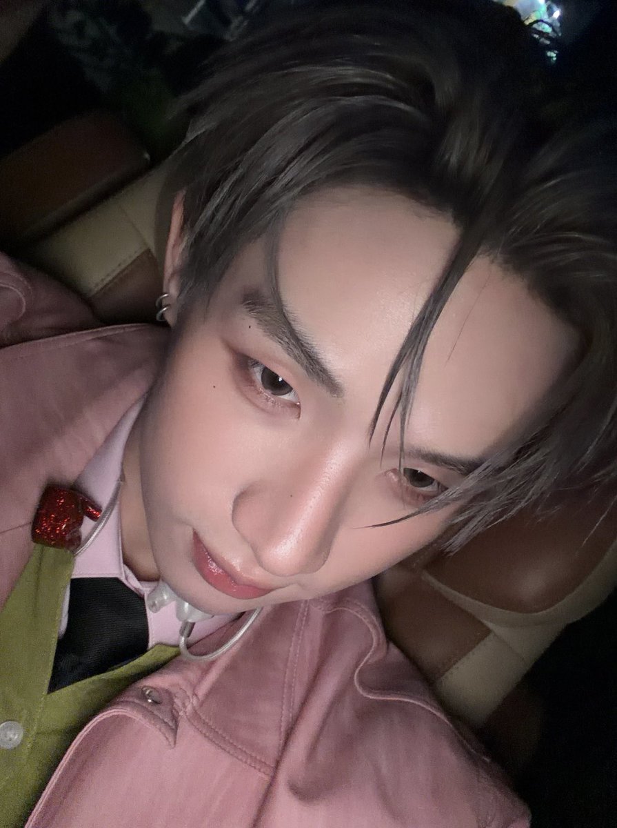 Happy New Year Kub!
เป็นอีกปีที่ได้เค้าดาวด้วยกันอีกละ🌟 
ขอให้ปีนี้ทุกึนเจอแต่อะไรดีดีนะ ขอให้ต้...