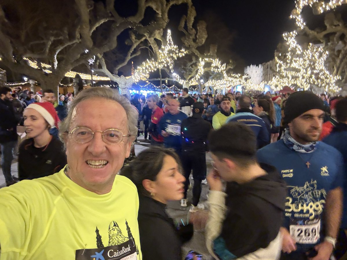 LuisMGallego's tweet image. A correrrrrrrr toca  !!!!!

#SanSilvestreCidiana #Burgos 

#Aprender a #andar, #caminar, #surcar, #galopar, #avanzar, #desarrollar,,,,,,

Todo eso va, con todo el #EQUIPO de #ANALIZACALIDAD