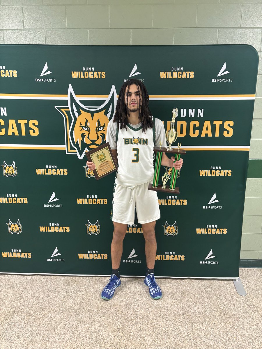 Isaac Bailey tweet media