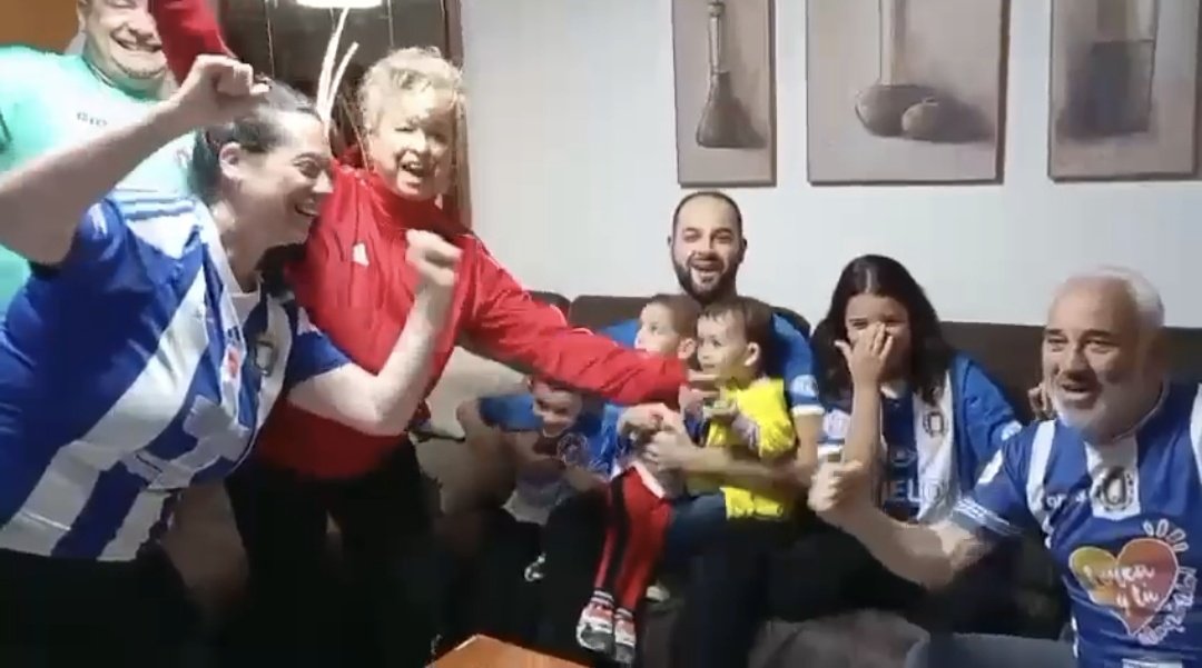 2025. Me diste uno de los mejores momentos de mi vida personal y profesional . 
Hasta el final, hasta el último día , solo y siempre <a href="/lorcadeportiva/">Lorca Deportiva</a> .
💙🤍
Que el 2026 nos siga dando alegrías y éxito