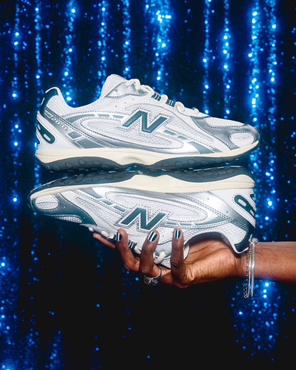 footlocker's tweet image. New year, new you. 👟 

Refresh your rotation and make your mark today. Available in-store and online at Foot Locker.