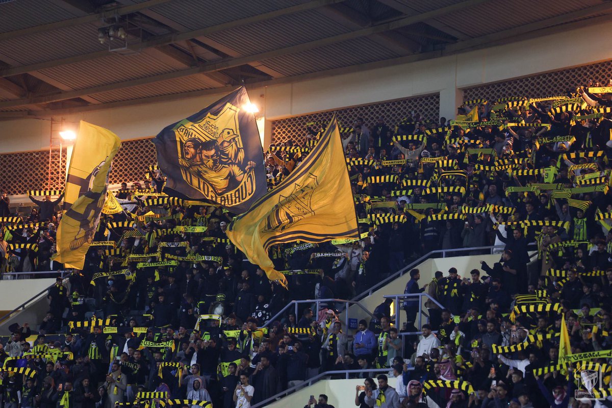 ثلاث نقاط مهمه وتحققت الحمدلله ..

والأهم مباراة قادمة أمام التعاون لابد من إنتزاع نقاطها وتعزيز العودة لمراكز متقدمه ..

ع مستوى الفريق الفني لازلنا لم نصل للأفضل ولكن نرى عودة لتميز بعض اللاعبين التي ستساعد الفريق بإذن الله للظهور بمستويات مميزه ..

شكرآ لجمهور تبوك 💛🖤