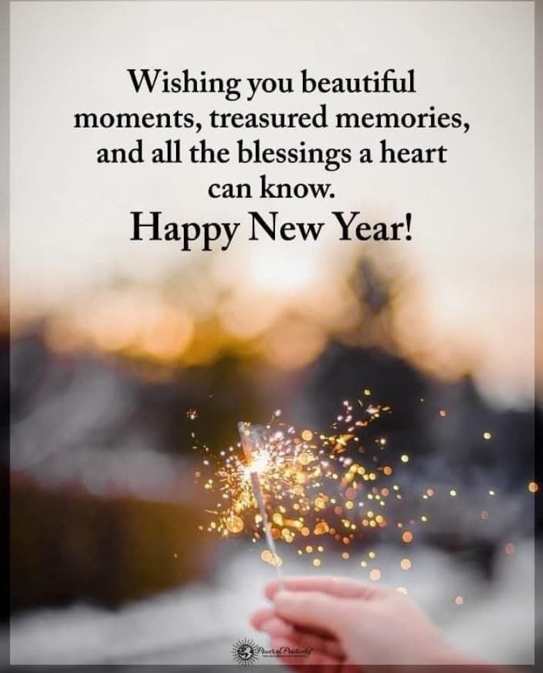 Pickyhead's tweet image. May the New Year year bring you joy, peace, and abundant blessings. Here’s to looking back in gratitude for the past year and looking forward to new beginnings!