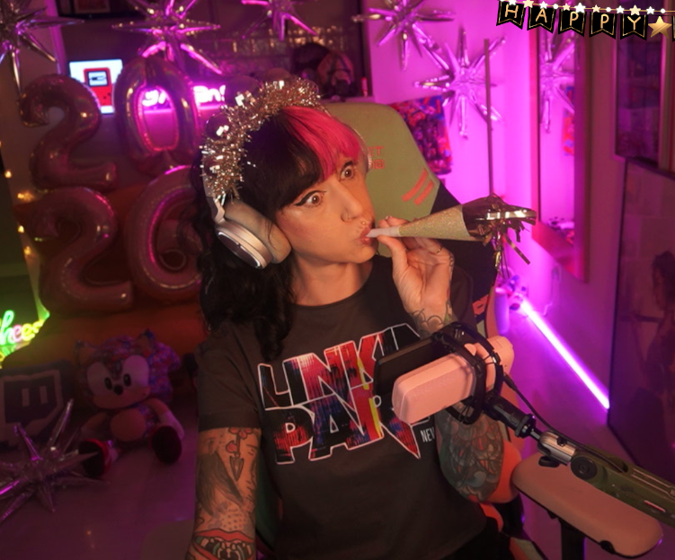 🔴LIVE NOW🔴
🥂ＮＥＷ 🍾ＹＥＡＲ🍾 ＣＯＺＹ🍾ＳＴＲＥＡＭ 🥂  <a href="/CORSAIR/">CORSAIR</a>  !giveaway 🎁
twitch.tv/ali3nsun