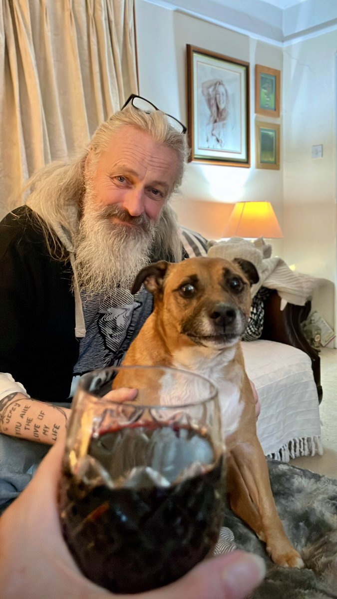 karen thompson tweet media