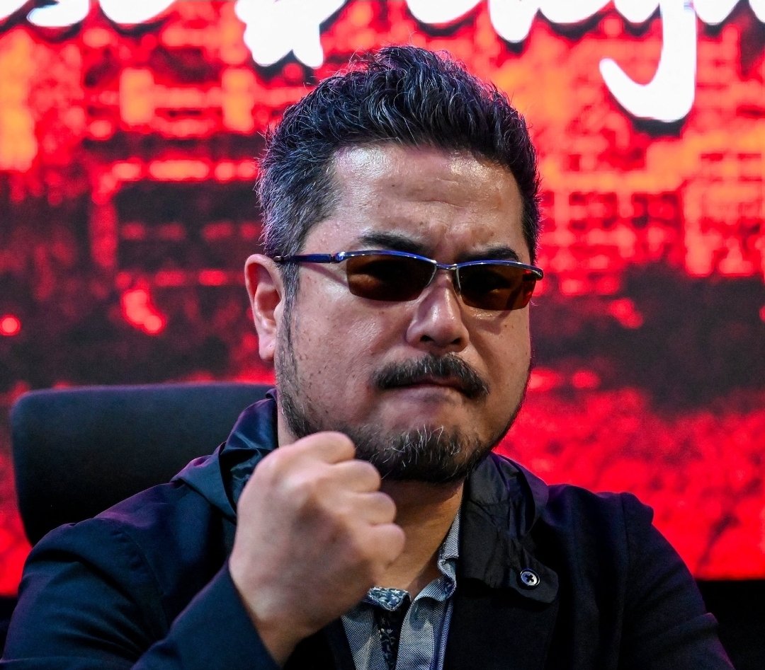 AWAXDEM's tweet image. .@Harada_TEKKEN
原田さん、全てにありがとうございます あなたが私たちを去るなんて信じられません、質問とロアが山ほどあります。あなたなしでは鉄拳はもう以前のようにはいかないんじゃないかと怖いです。あなたがいなくなったら寂しくなります、実はもう寂しいです。