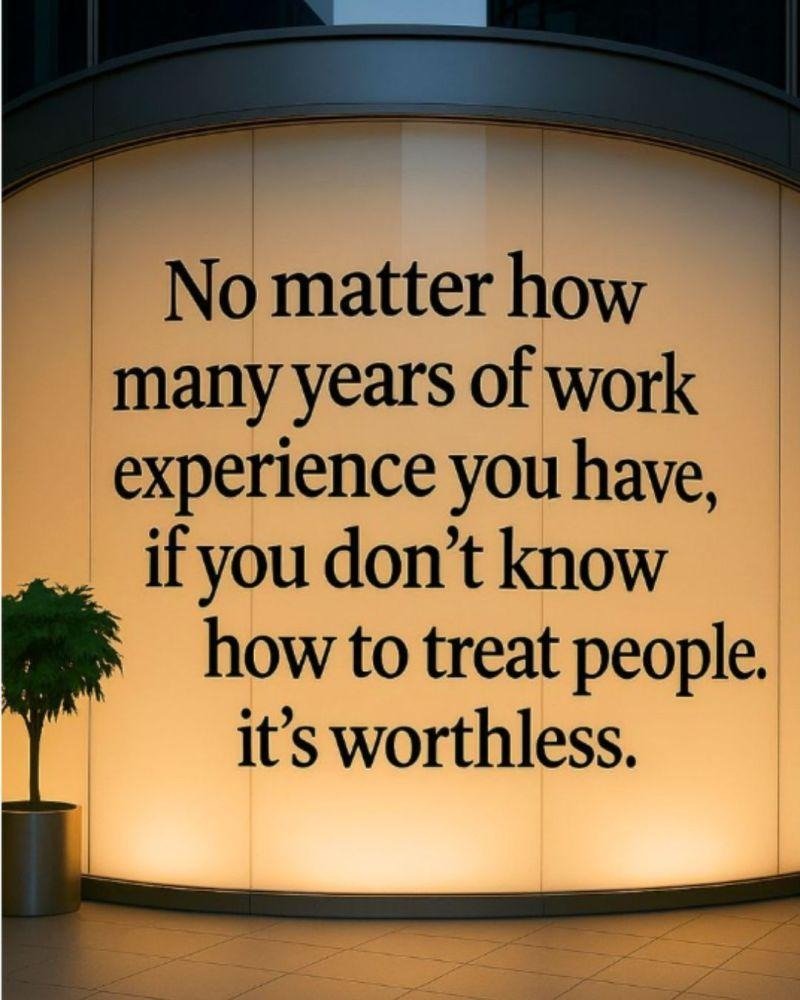 AliceSmith5546's tweet image. True workplace wisdom lies not only in accumulating experience, but also in how to treat others well. Understanding respect and empathy is key to the mutual growth of both oneself and one's team. #WorkplaceInsights #Leadership