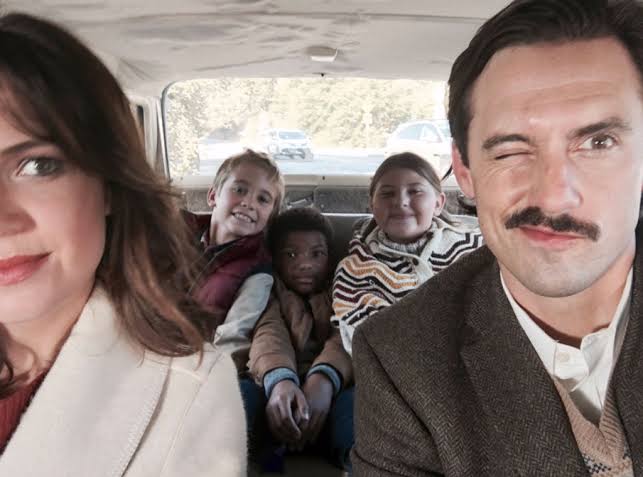 thisisusbra's tweet image. Como a família Pearson nos ensinou: cada momento conta, cada abraço importa. Que o novo ano venha cheio de amor e histórias inesquecíveis! 💛

Feliz 2026! ✨️

#ThisIsUs