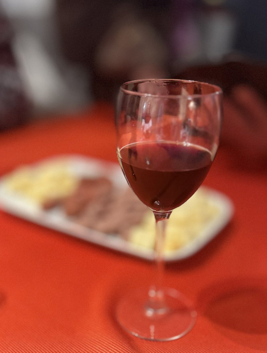 nessykrb's tweet image. 2026’dan tek isteğim sağlık. Sağlık olmadan hiç bir şey olmuyor. 
Mutlu yıllar herkese 🥂🫰🏽