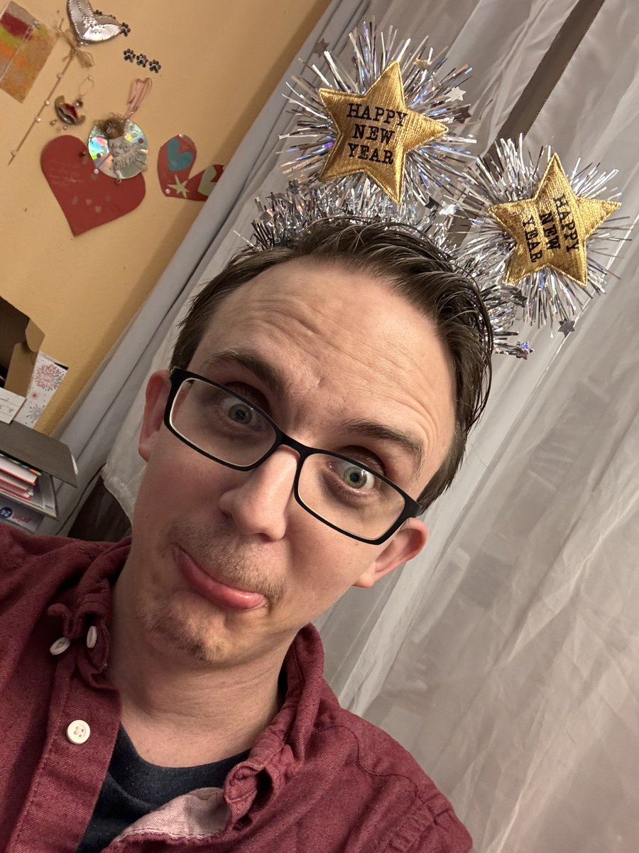 Ich wurde dazu genötigt 🙈
Ich wünsche euch allen einen guten Rutsch 🎊🎆