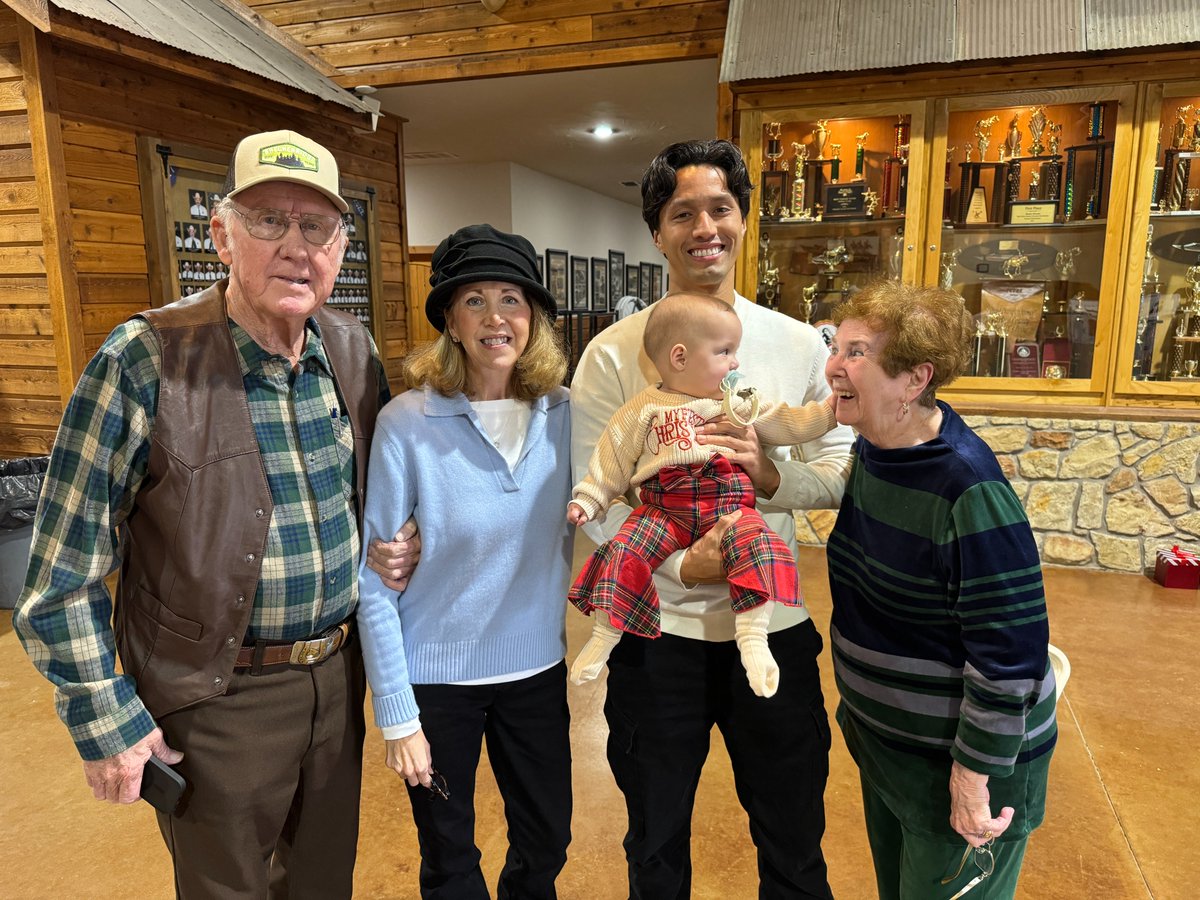 Sara Dietschy 🍑y tweet media