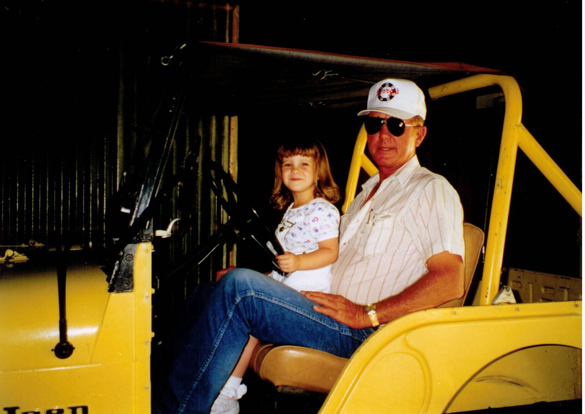 Sara Dietschy 🍑y tweet media