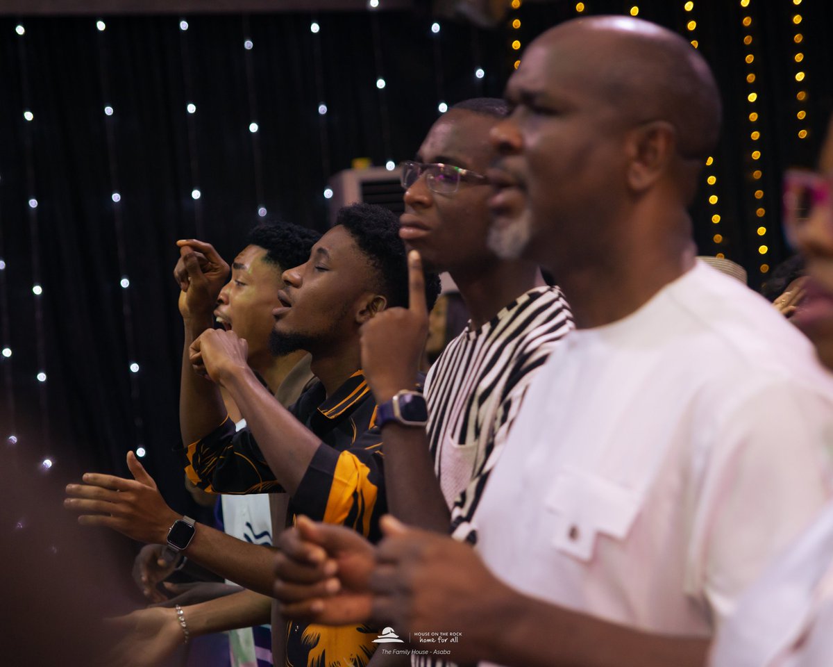 HOTRASABA's tweet image. "Behold, I make all things new." - Rev. 21:5.

Tonight we stand at the sacred threshold—2025 ending, 2026 beginning.
As we gather for our Crossover Service: #NightOfProphecy, let every old burden fall away &amp;amp; every new promise rise in your heart.

#Dominion
#HOTRService
#HOTRAsaba