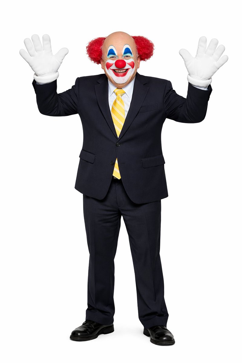 Stylnchic's tweet image. Every time I see Tim Wallz, this pops into my head.