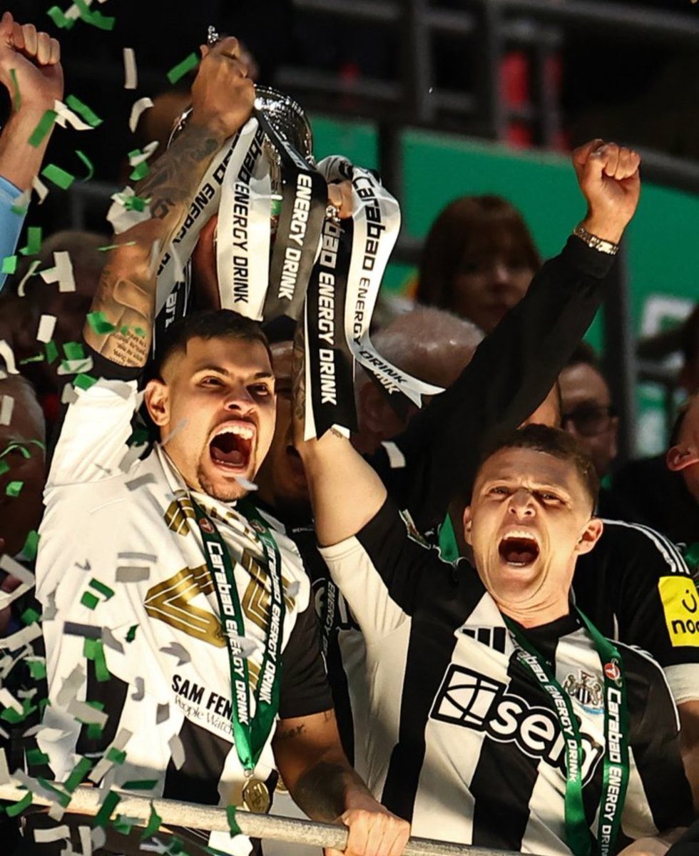 PoolieMags tweet media