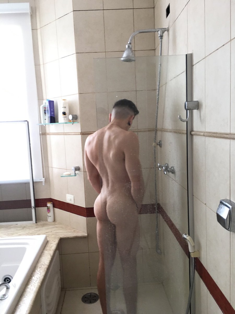 Ai ai que delícia o verão 🥵