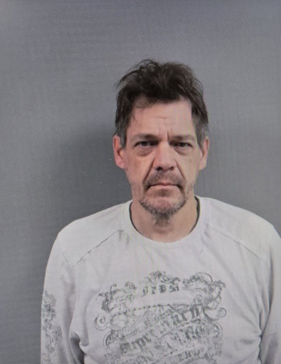 HPS #WantedWednesday suspect - Christopher DEWDNEY, 58, LKA - Owen Sound. Wanted for Theft Under, Possession of Stolen Property and Breach of Probation. Anyone with information on his whereabouts is asked to contact HPS or <a href="/CrimeStoppersGB/">Crime Stoppers GB</a>.