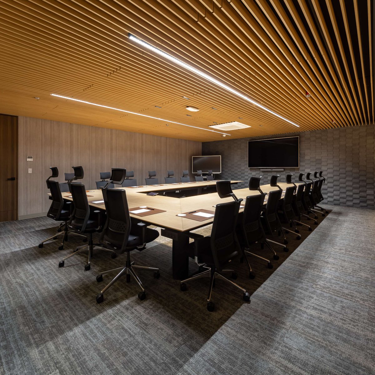 workplus_MX's tweet image. Creamos espacios de trabajo donde la flexibilidad y la funcionalidad permiten una operación eficiente.