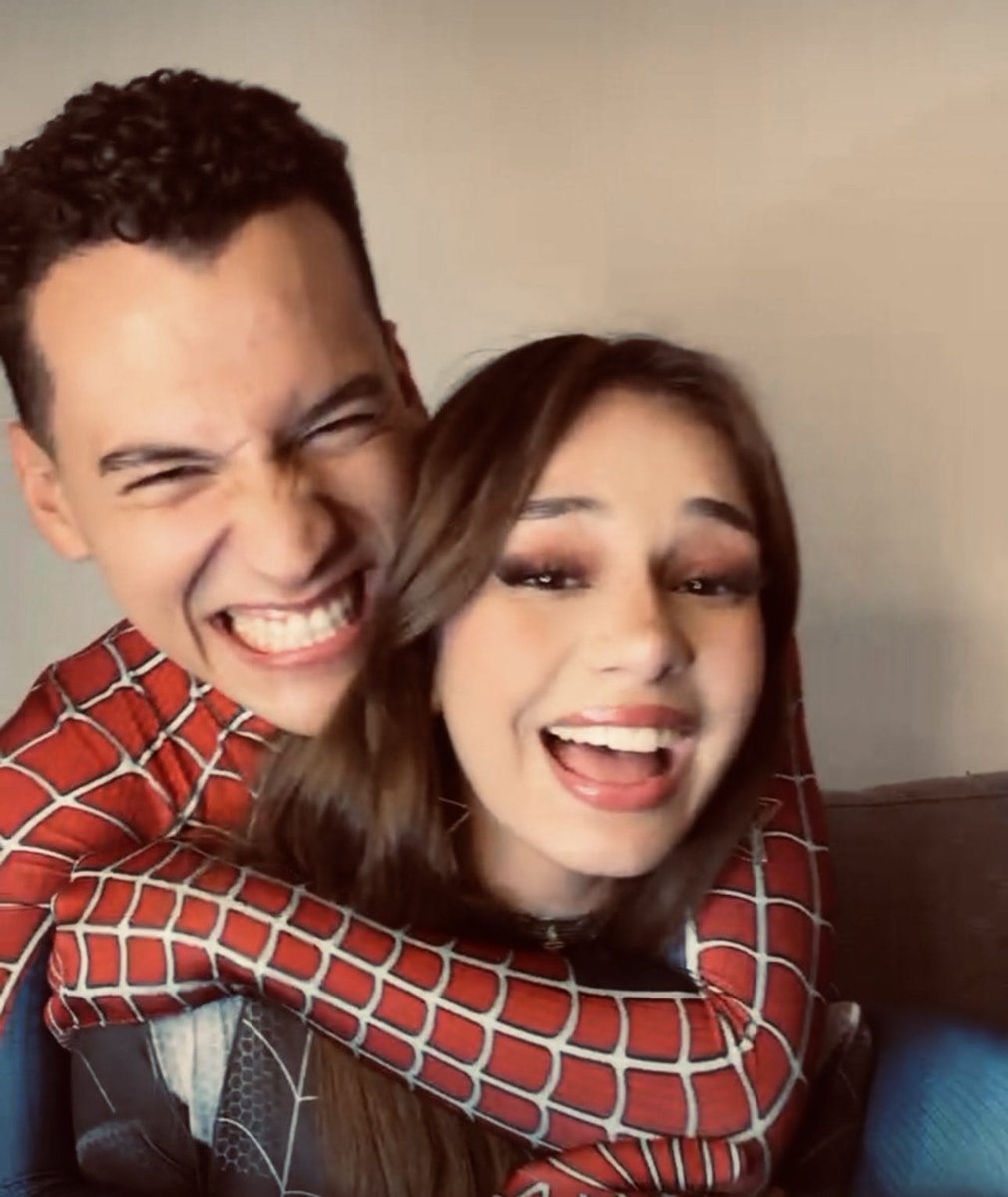 sofflovesmar's tweet image. 2024 Doble M✨️
2025 Doble M ✨️
Y si, hoy y por siempre.... Doble M♾️❤️‍🩹