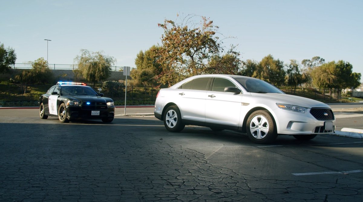 SDSheriff's tweet image. #KeepingYouSafe Do the responsible thing this #HolidaySeason: don't drink and drive.   

A reminder: @SDSheriff Deputies are conducting increased impaired driving patrols across #SanDiegoCounty through #NewYearsDay.   

Read our news release: sdsheriff.gov/Home/Component….

@OTS_CA