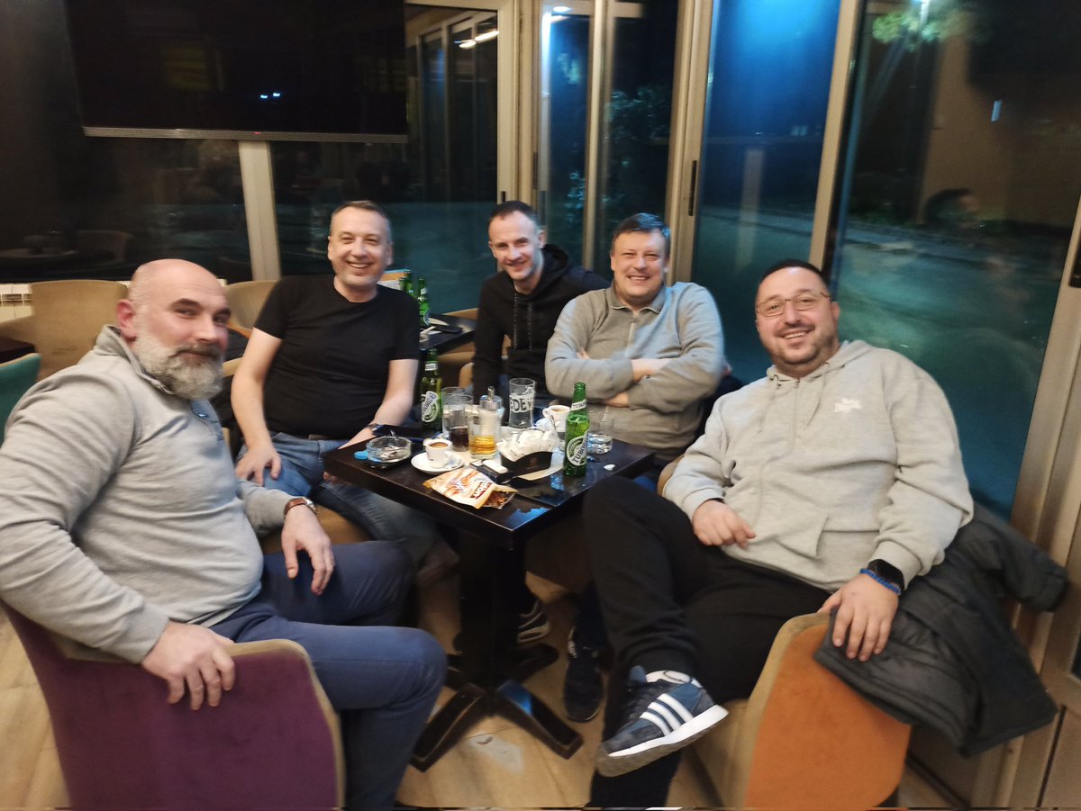 ivanstepa's tweet image. VA protestanti 2025.
Srećna nova 2026!!!