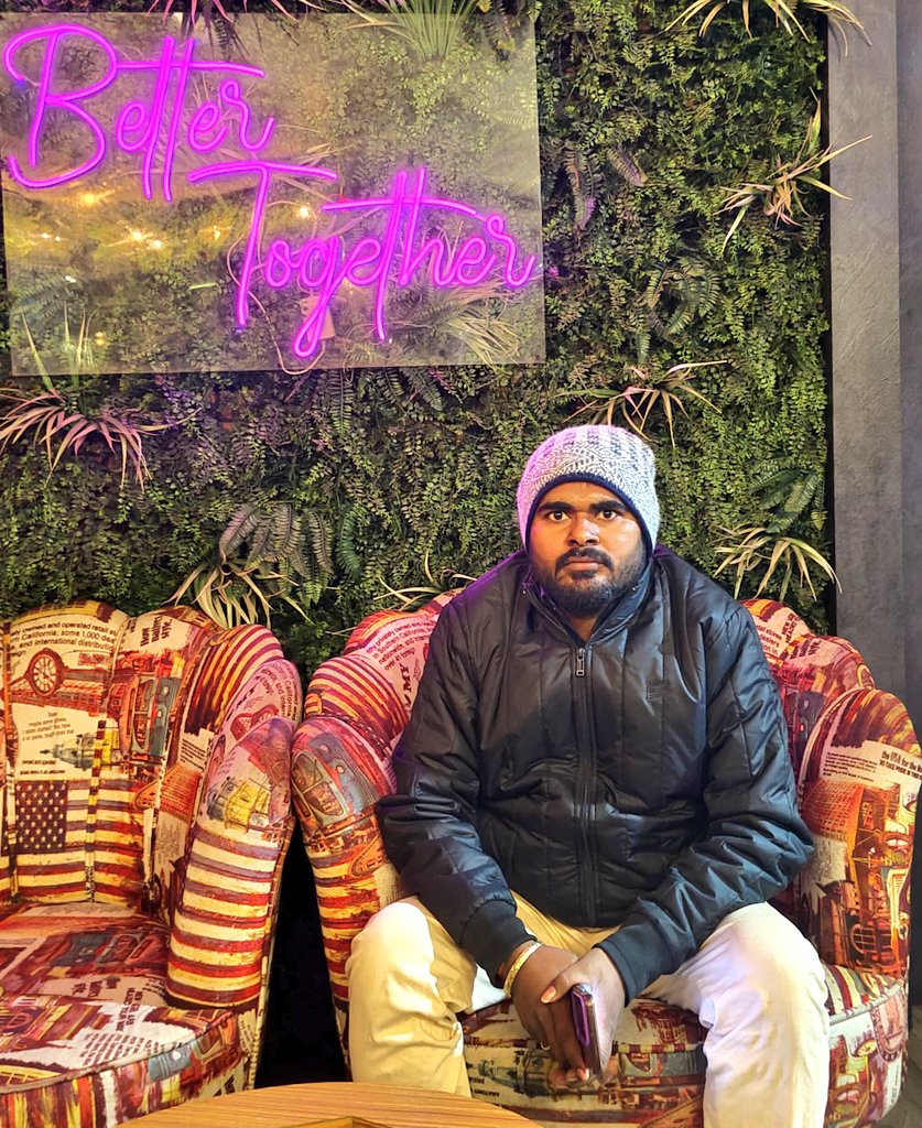 नव वर्ष मंगलमय हो
हर दिन नई सफलता की कहानी लिखे,
हर रात सुकून भरी नींद मिले, नया साल आपके जीवन में, स्वास्थ्य, शांति और समृद्धि लेकर आए।
आप सभी को नए साल 2026 की हार्दिक शुभकामनाएं  
Happy 🆕 year