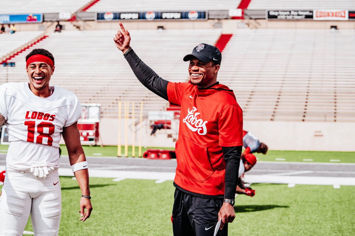 UCLA is expected to hire New Mexico’s Colin Lockett as wide receivers coach, sources tell <a href="/CBSSports/">CBS Sports</a>.

The California native and ex-NFL wide receiver coached all-conference WR Keagen Johnson this season. Lockett previously worked at UC Davis and as a grad assistant at Oregon.